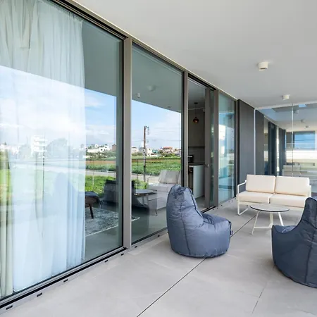 Apartment Allure *